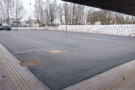 Nelegaliai ardytų automobilių dalių sandėlis