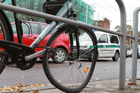 Pavaizduotos dažniausios dviračių avarijų situacijos