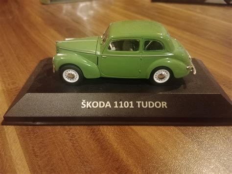 Škoda 1101 gamykloje