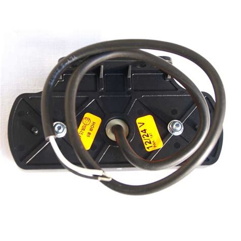 Schematinis vilkiko ir puspriekabės jungimo vaizdas.