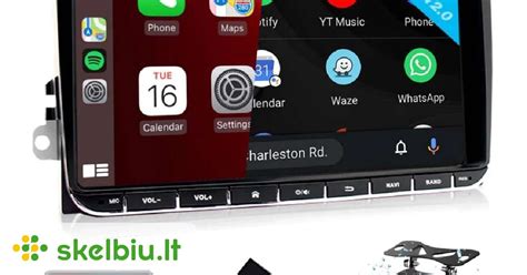 Teminė nuotrauka: išmanusis telefonas automobilio salone su įjungta navigacija