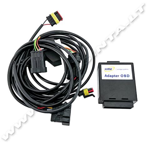 OBD-II adapteris prijungtas prie automobilio