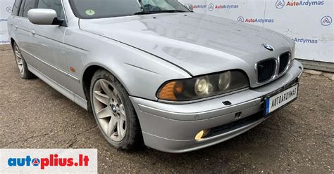 Teminis BMW E39 nuotrauka su dalimis