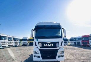 MAN Euro 6 vilkikas su XL kabina stovėjimo aikštelėje