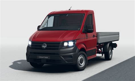 Volkswagen Crafter furgono išorės vaizdas, pabrėžiantis kėbulo formą ir gabaritus