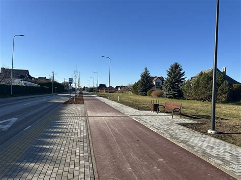 Pėsčiųjų takai ir aplinka Ukmergės gatvėje