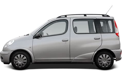 Toyota Yaris Verso interjero nuotrauka su skaitmeniniu prietaisų skydeliu