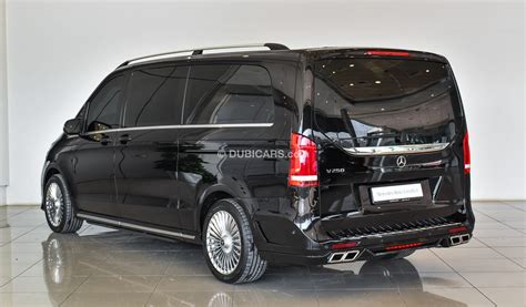 Mercedes-Benz Viano interjeras su sėdynių konfigūracija