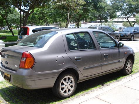 Nissan Platina (Renault Thalia)