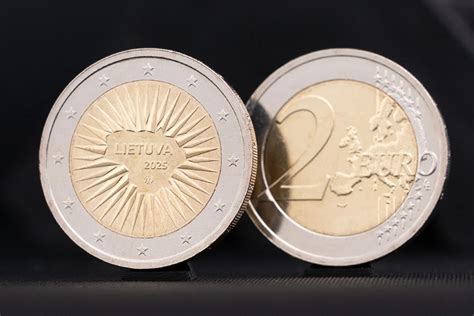 Infografika: EURO standartų evoliucija nuo R49 iki EURO 7