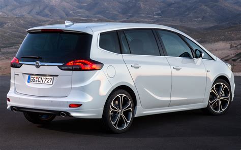 Opel Zafira C variklių schemos