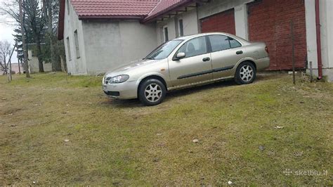 Rūdijančio Nissan Almera kėbulo dalies nuotrauka