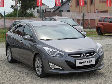 Hyundai i40 sedano dugno korozijos patikros iliustracija