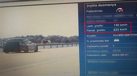 BMW spidometro nuotrauka, rodanti maksimalų greitį