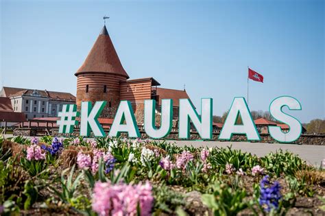 Teminis nuotraukų koliažas su Kauno ir Kauno rajono lankytinomis vietomis