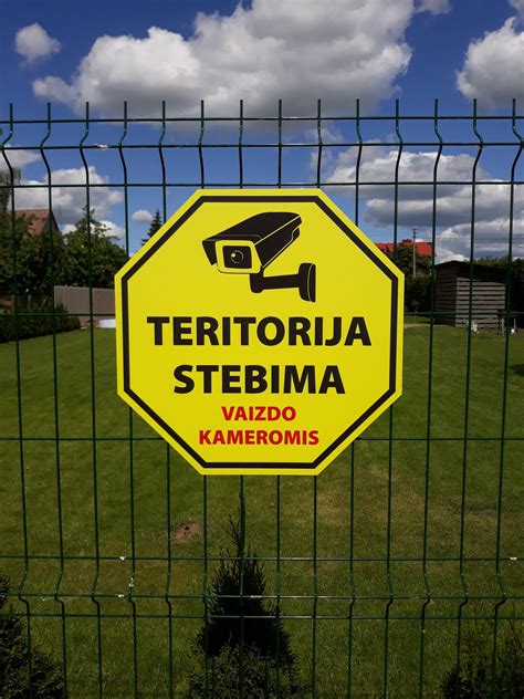 Stovėjimo aikštelės su vaizdo stebėjimo kameromis
