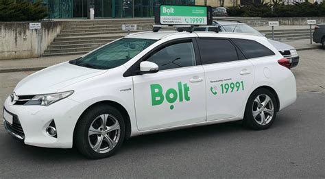 Pavyzdžiai, kaip atrodytų automobilis, tinkantis Bolt kategorijai