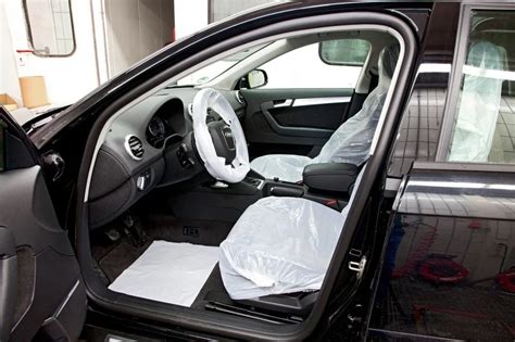 Apsauginiai sėdynių užvalkalai automobilyje