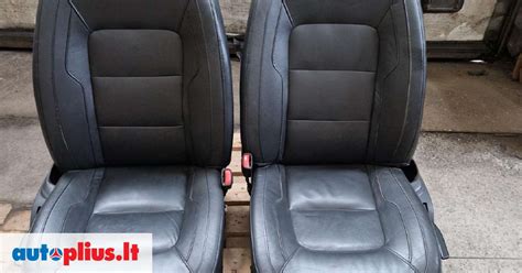 Volvo V70 salono ir saugos elementų detalės