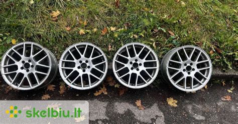 Skirtingų tipų automobilių ratlankiai: skardiniai ir lengvo lydinio