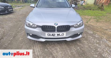 BMW F30 variklio skyriaus nuotrauka