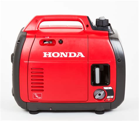 Dvieju Honda EU serijos generatorių lygiagretaus sujungimo iliustracija