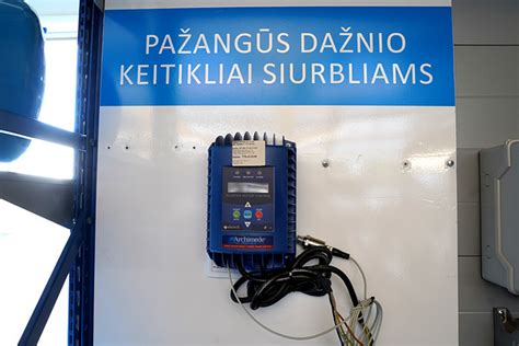 schema: traktoriaus „Belarus“ elektros sistemos (akumuliatoriai, generatorius ir įtampos keitiklis) sujungimo principas