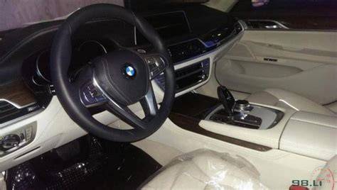 Antros kartos BMW 7 serijos (E32) nuotrauka