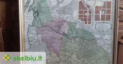 Teminė nuotrauka: senas ir naujas žemėlapis, vaizduojantys besikeičiančią kelių infrastruktūrą