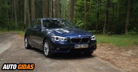 vaizdas su antros kartos BMW 1 serijos interjeras