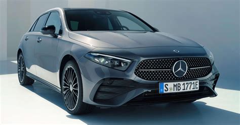 BMW 1 serijos (F40) ir Mercedes-Benz A klasės (W177) varikliai su atviru gaubtu