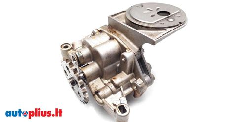 Tepalo purškimas į Peugeot 207 kapoto užrakto mechanizmą