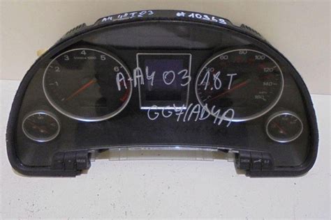 Audi A4 B5 prietaisų skydelis su įspėjamosiomis lemputėmis