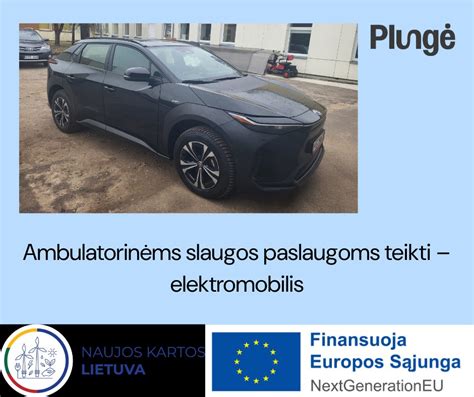 Plungės miesto seniūnijos transporto technikos atnaujinimas, seniūnijos darbuotojas su nauja įranga
