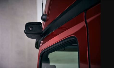 Actros šoninė nuotrauka su MirrorCam sistema