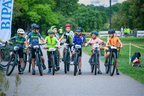 Vaikų dviračių lenktynės JEEP MTB maratone