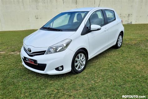 Toyota Yaris 2013, priekinis vaizdas