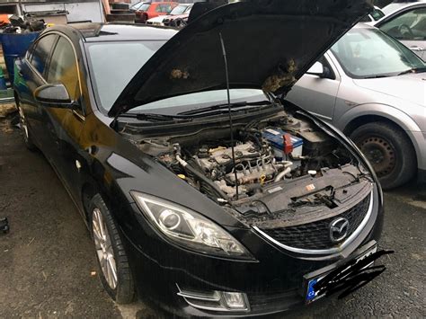 Mazda 6 (GH) su 2.2 MZR-CD varikliu automobilio variklio skyriaus nuotrauka