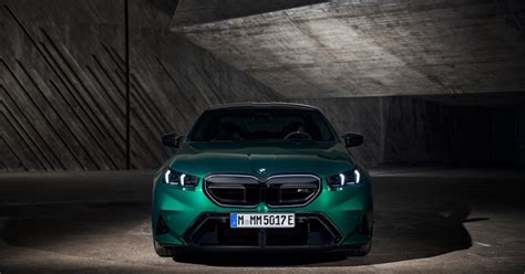 Pavyzdys: M1 klasės lengvasis automobilis sedanas