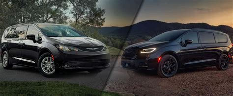 Tematinė nuotrauka su naujais Chrysler Pacifica ir Chrysler 300 automobiliais