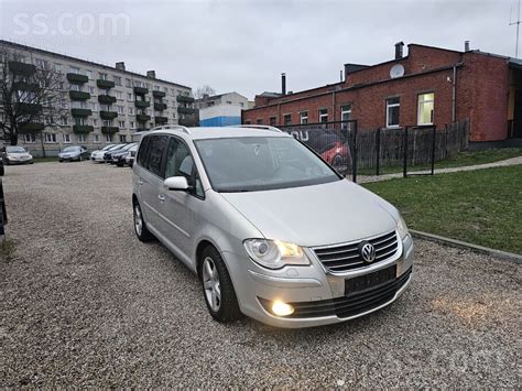 Volkswagen Touran facelift modelis