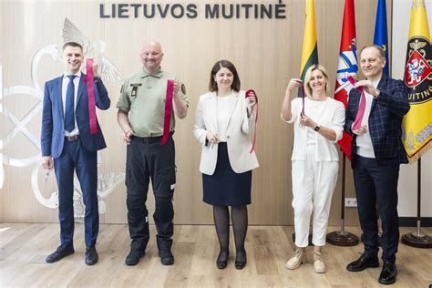 Muitinės reglamento iliustracija su kuro limitais skirtingoms šalims