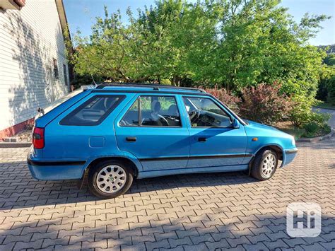 Škoda Felicia hečbekas ir universalas (Combi) profiliu