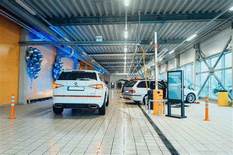nuotrauka su naujausiomis automobilių variklių technologijomis