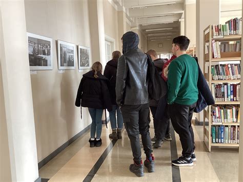 Nuotrauka: studentai mokosi modernioje Vilniaus kolegijos bibliotekoje
