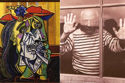 Fotografija, kurioje Pablo Picasso tapo, su savo kūriniais fone