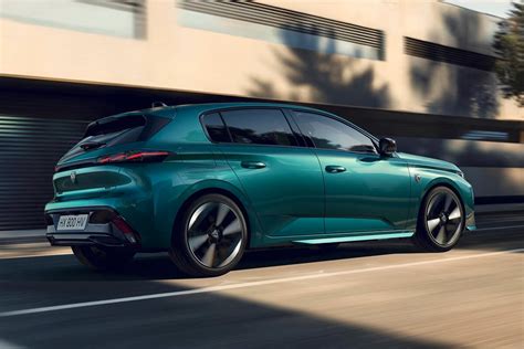 Peugeot 308 GT sportinės versijos eksterjero nuotrauka
