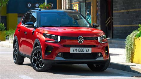 Citroen C3 Picasso I interjero nuotrauka su prietaisų skydeliu ir centriniu konsolės valdymu