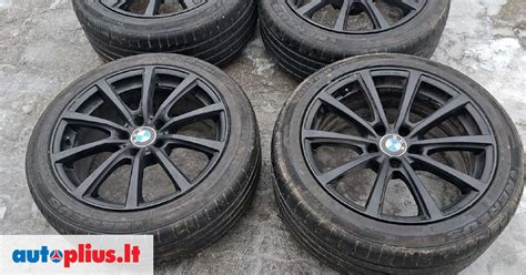 BMW X3 E83 su R19 lengvojo lydinio ratlankiais