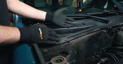 schema, rodanti salono oro cirkuliacijos sistemą ir filtro vietą automobilyje